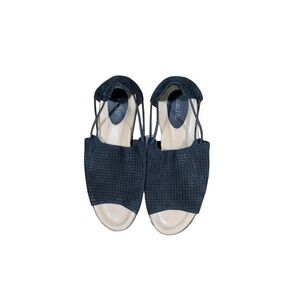 Earth Mesh Faux Suede Sandals with Rubber Solesm Black, Sz 7.5‎